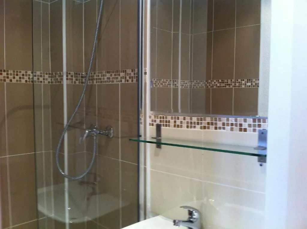 Hotel Merea La Londe-les-Maures 2*,