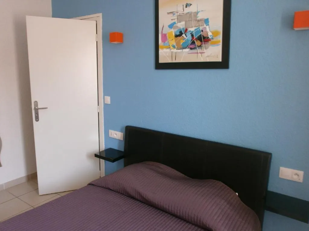 Hotel Merea La Londe-les-Maures 2*,  France