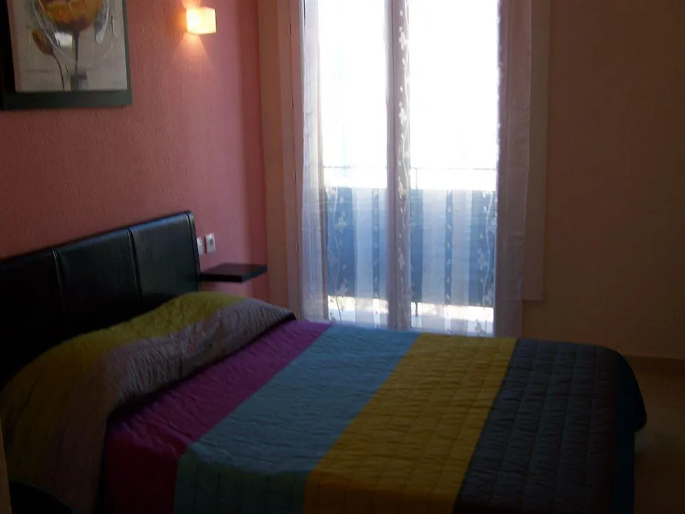 Hotel Merea La Londe-les-Maures 2*,